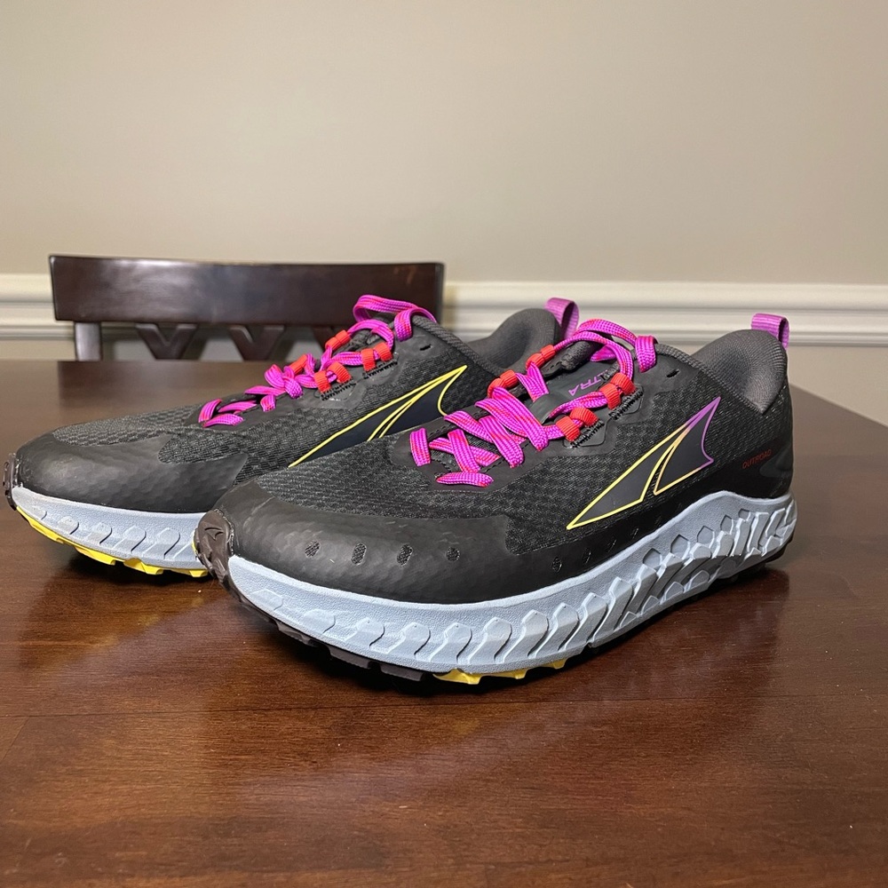 Altra | Outroad size 8 Trail & Road Crossover Shoe